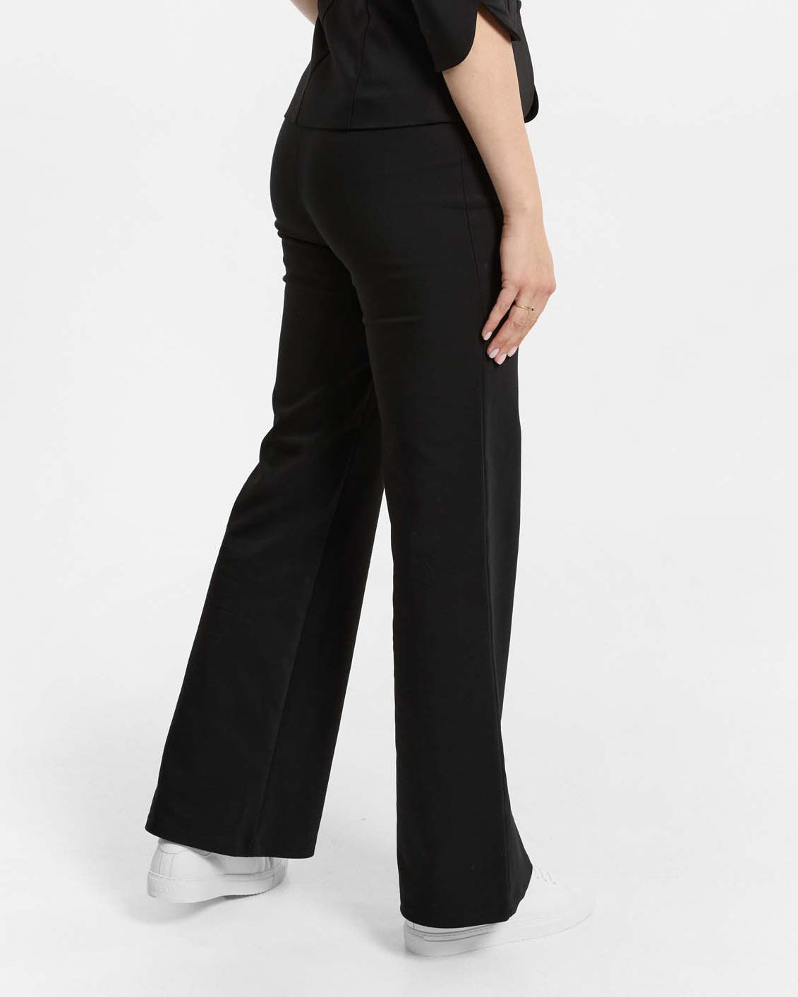 Premium-Hose mit weitem Bein
